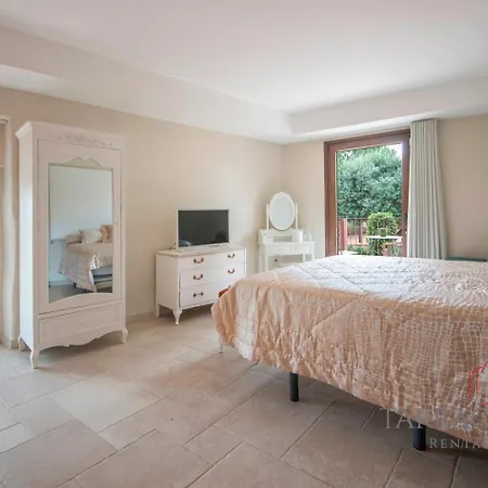 Tarracohomes *