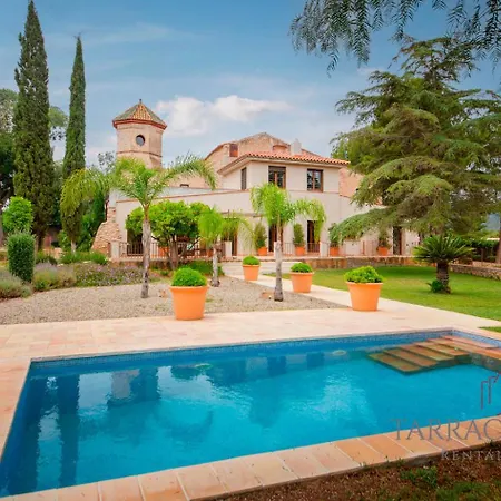 Tarracohomes Villa *